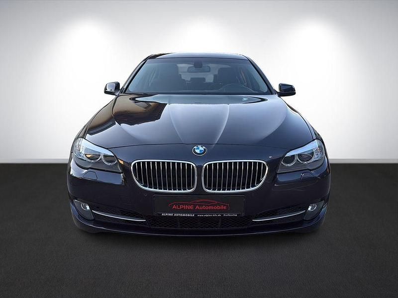Gebraucht BMW 520 184 PS (135 kW) 2011 Grau Limousine
