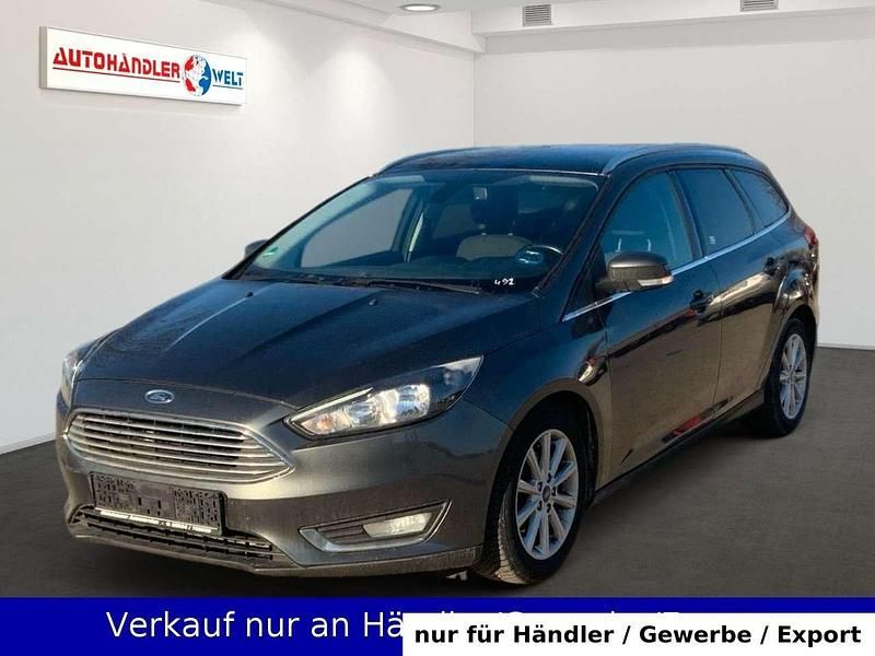 Grau Gebraucht 2017 Ford Focus Titanium Kombi | 5.899 € (Superpreis) - Bild 1/3