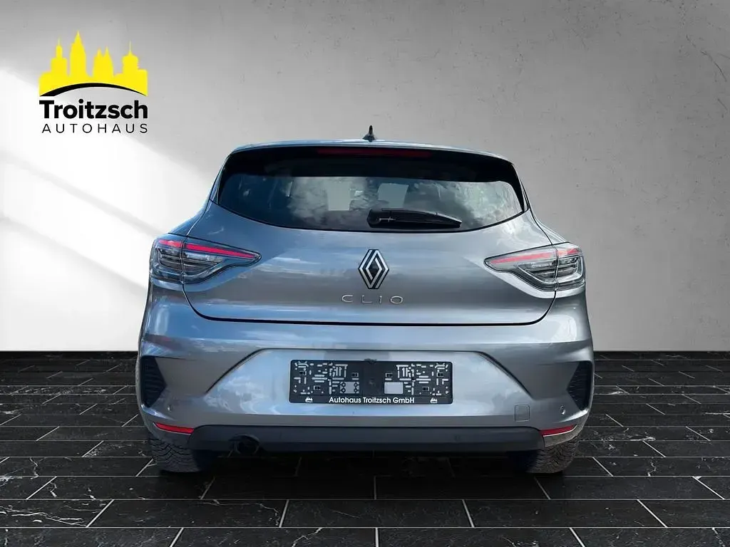 Gebraucht Renault Clio V Evolution 91 PS (66 kW) 2025 Grau Limousine