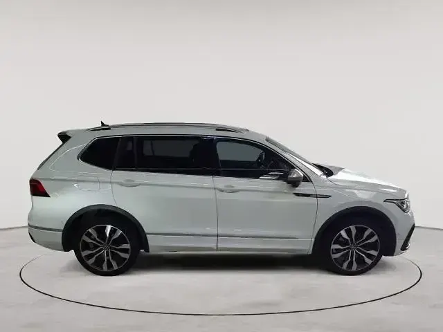 Gebraucht VW Tiguan Allspace R-line 190 PS (139 kW) 2022 Pure white SUV
