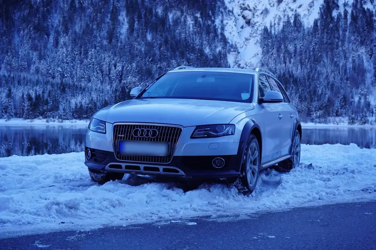 Gebraucht Audi A4 142 PS (104 kW) 2010 Silber Limousine