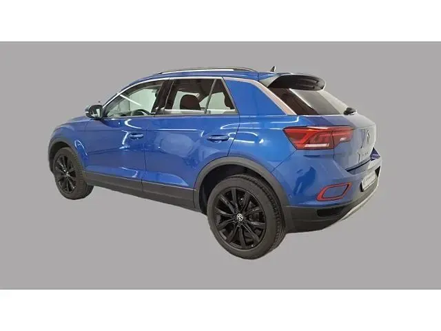 Usata VW T-Roc Move 150 CV (110 kW) 2023 Blu SUV