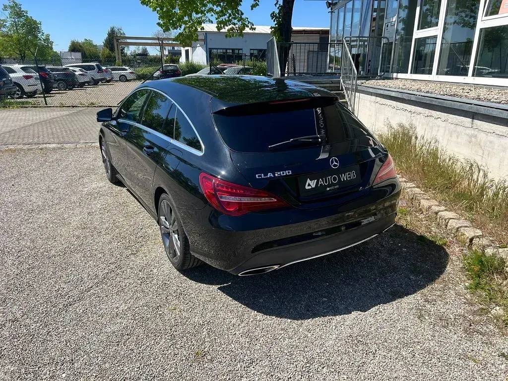 Gebraucht Mercedes CLA200 156 PS (114 kW) 2018 Schwarz Limousine