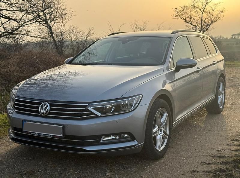 Gebraucht VW Passat 150 PS (110 kW) 2018 Grau Kombi