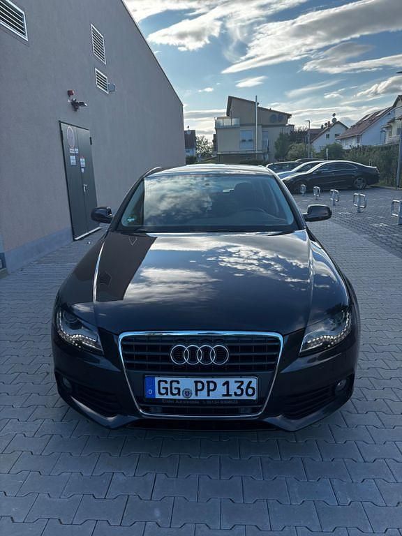 Gebraucht 2011 Audi A4 Ambition Limousine | 6.600 € (Guter Preis) - Bild 1/4