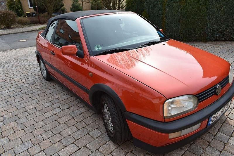 Gebraucht VW Golf Cabriolet Edition 75 PS (55 kW) 1998 Orange Cabrio