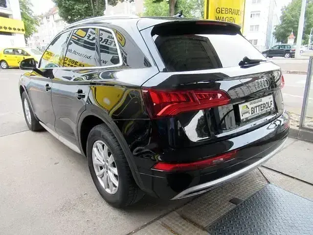 Gebraucht Audi Q5 Sport 190 PS (139 kW) 2020 Schwarz SUV
