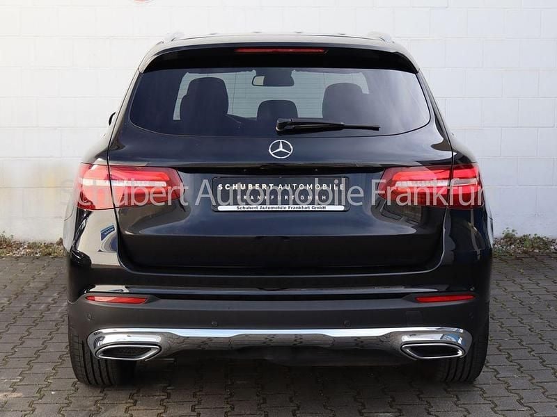 Gebraucht Mercedes GLC250 204 PS (150 kW) 2015 Schwarz SUV