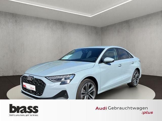 Pfeilgrau perleffekt Gebraucht 2024 Audi A3 Ambiente Limousine | 33.800 € (Fairer Preis) - Bild 1/4