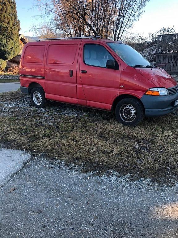 Gebraucht Toyota HiAce 88 PS (64 kW) 2005 Rot Van / Kleinbus