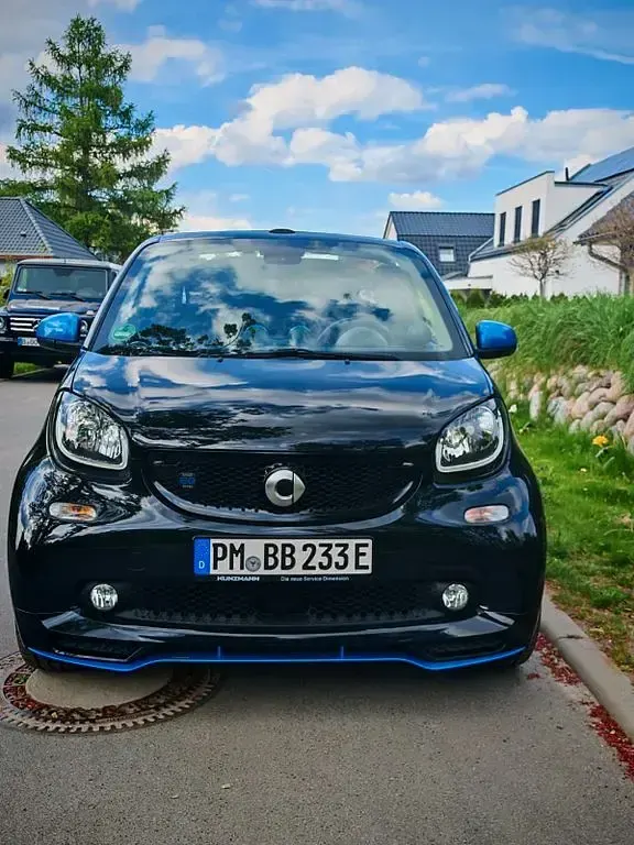 Gebraucht Smart ForTwo Electric Drive 60 kW (82 PS) 2019 Schwarz Cabrio