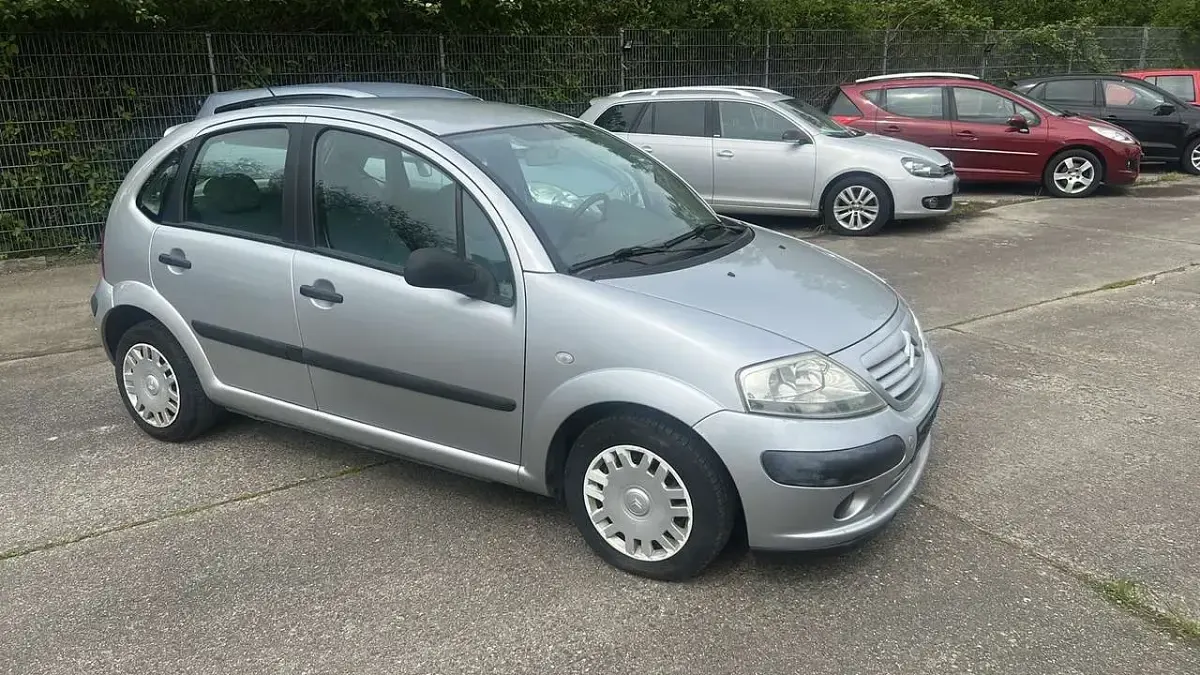 Occasion Citroën C3 60 ch (44 kW) 2004 Argent Citadine