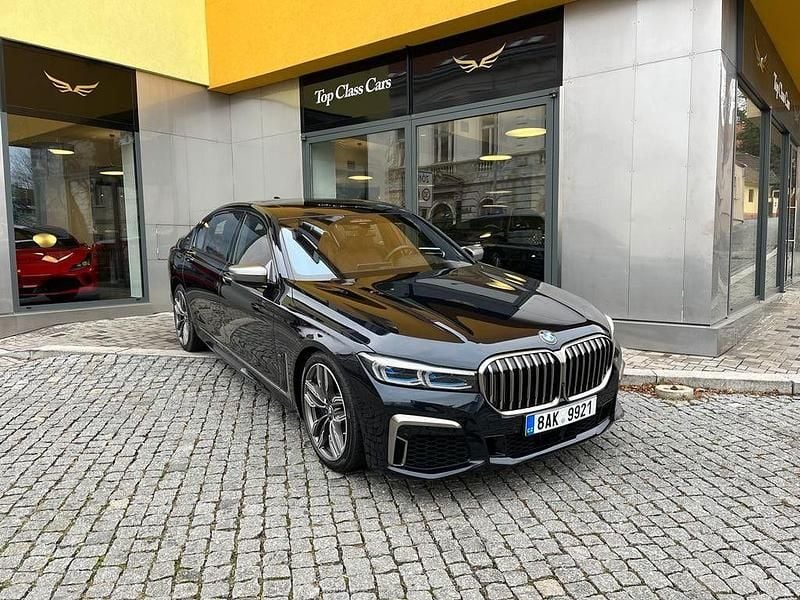 Schwarz Gebraucht 2020 BMW M760 M Sport Limousine | 78.999 € (Guter Preis) - Bild 1/4