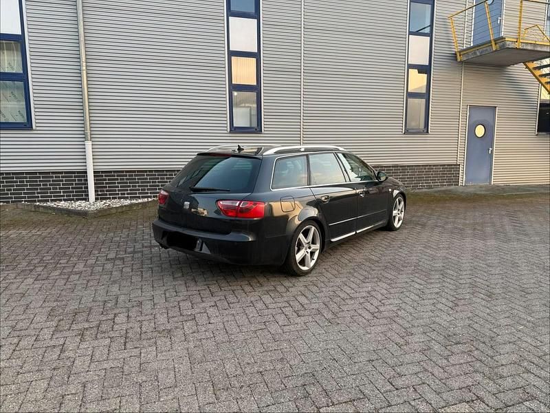 Gebraucht Seat Exeo 143 PS (105 kW) 2010 Schwarz Kombi