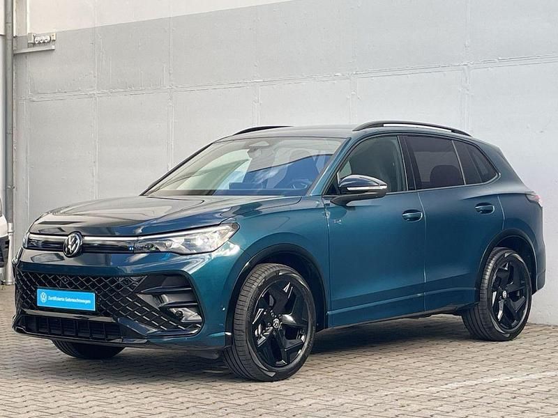 Gebraucht VW Tiguan Style 150 PS (110 kW) 2024 Blau SUV