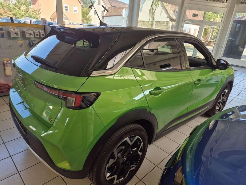 Gebraucht Opel Mokka-e Ultimate 100 kW (136 PS) 2021 Matcha green/ikone gruen SUV