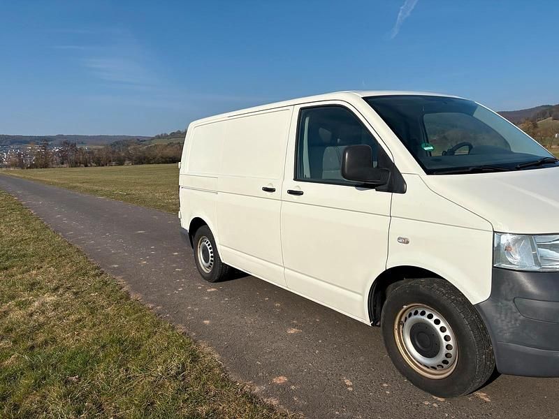 Gebraucht VW Transporter 102 PS (75 kW) 2010 Weiß Van