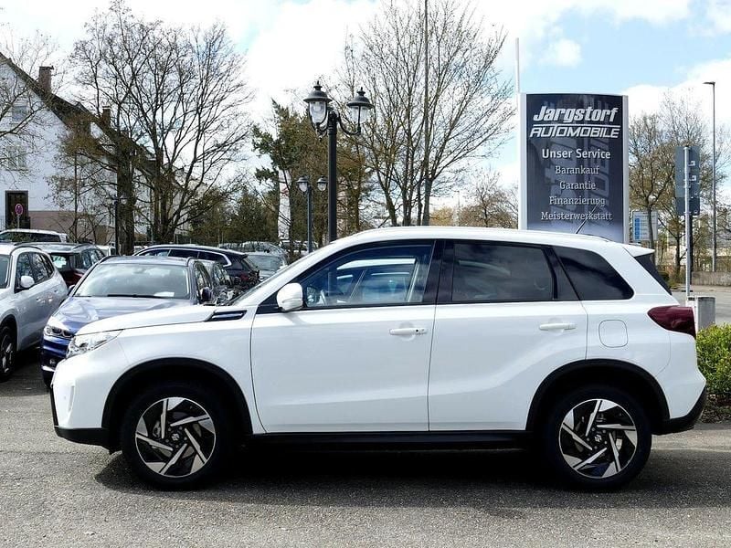 Gebraucht Suzuki Vitara Comfort+ 102 PS (75 kW) 2024 Weiß SUV