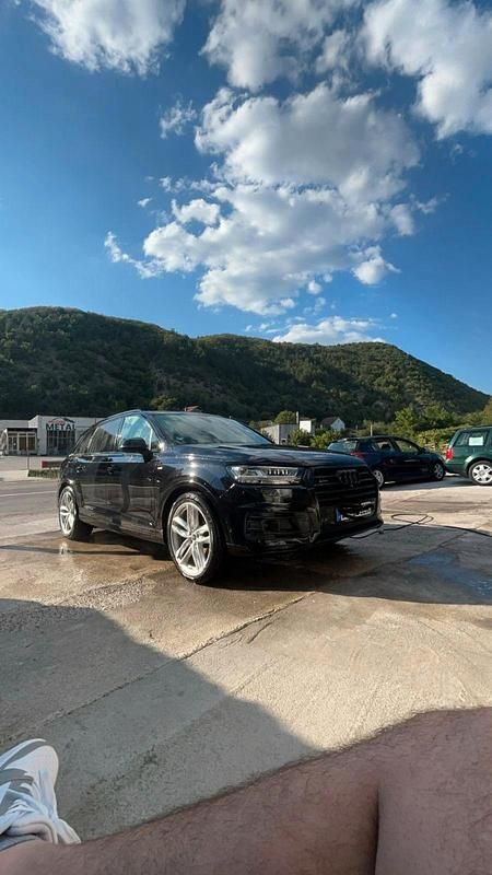 Second-hand Audi Q7 272 CP (200 kW) 2018 Negru SUV