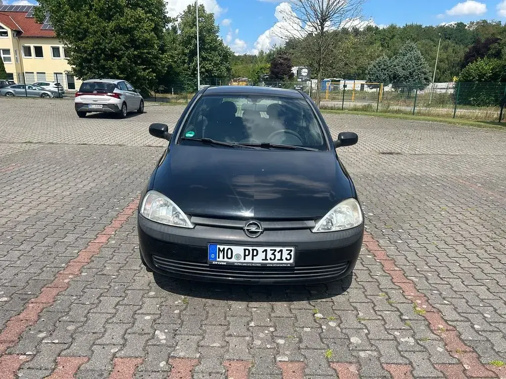 Gebraucht Opel Corsa 58 PS (42 kW) 2001 Schwarz Kleinwagen