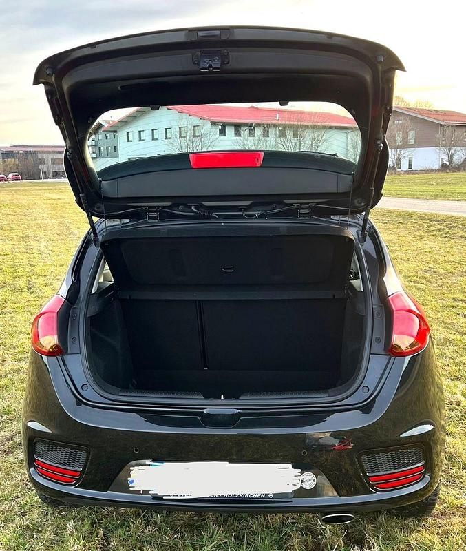 Gebraucht Kia Ceed Edition 7 101 PS (74 kW) 2017 Schwarz Kleinwagen