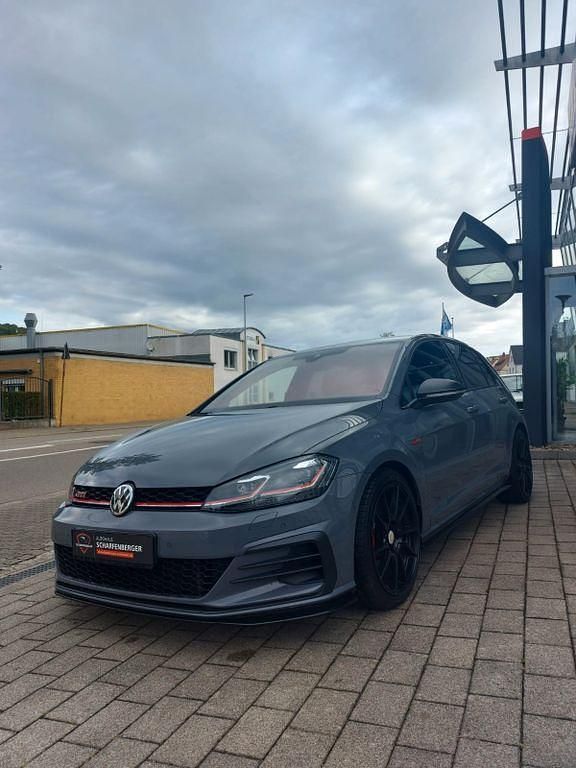 Pure grey Gebraucht 2019 VW Golf VII GTI Limousine | 24.900 € (Guter Preis) - Bild 1/4