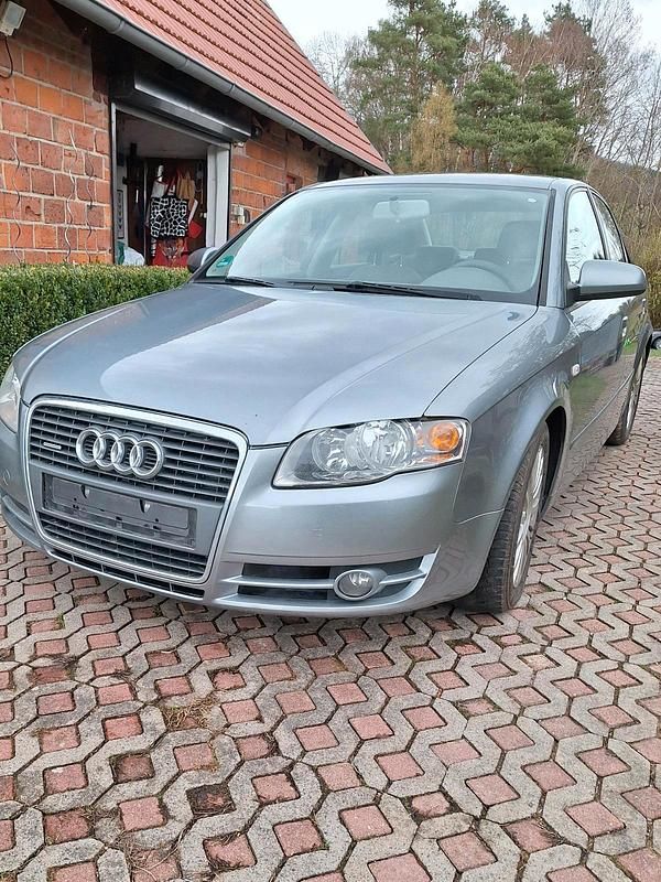 Gebraucht Audi A4 160 PS (117 kW) 2005 Grau Limousine