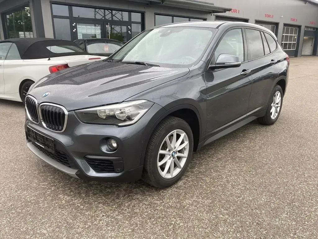 Gebraucht BMW X1 136 PS (100 kW) 2016 Mineralgrau metallic SUV