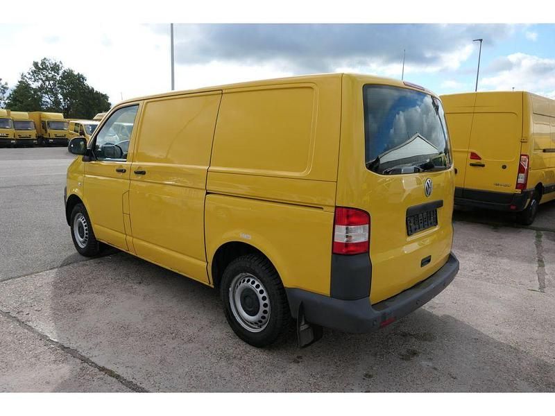 Gebraucht VW T5 84 PS (61 kW) 2012 Ginstergelb r1032 Van