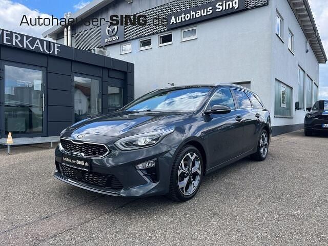 Penta metal metallic Gebraucht 2018 Kia Ceed Sportswagon Kombi | 18.990 € (Etwas zu teuer) - Bild 1/4