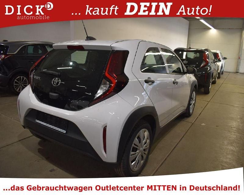 Gebraucht Toyota Aygo 72 PS (52 kW) 2022 Weiß Kleinwagen