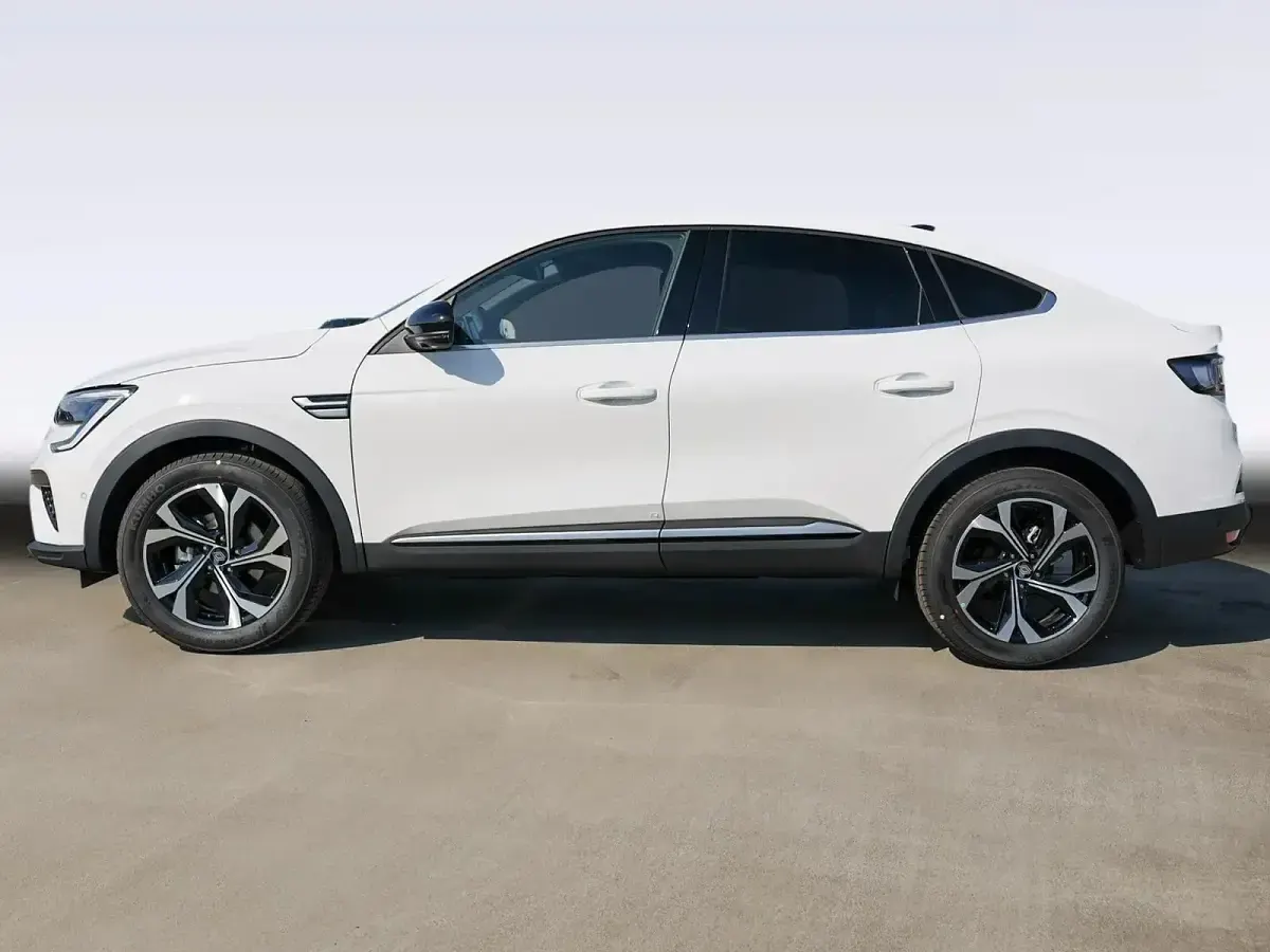 Gebraucht Renault Arkana Techno 143 PS (105 kW) 2025 Kyanitweiß SUV