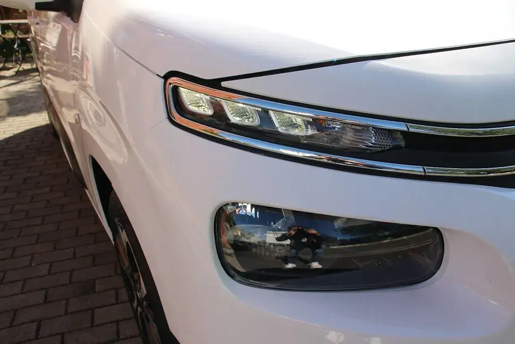 Gebraucht Citroën Berlingo Shine 131 PS (96 kW) 2019 Weiß Van / Kleinbus