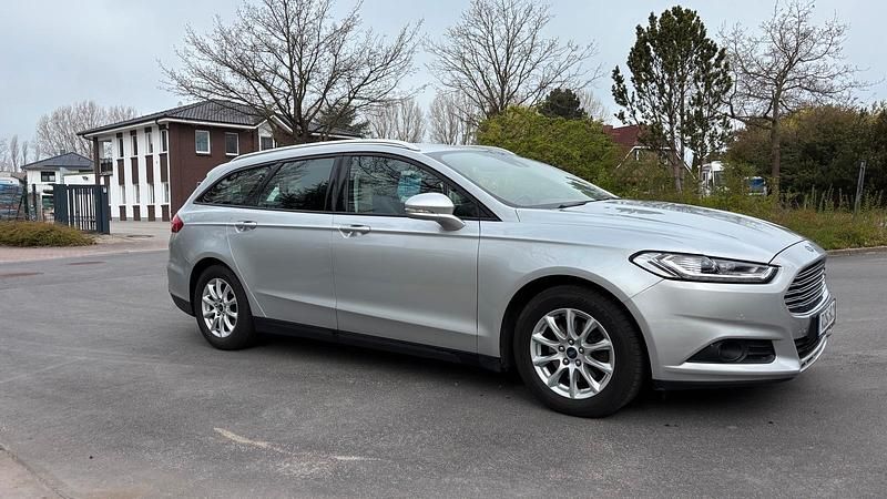 Gebraucht Ford Mondeo 150 PS (110 kW) 2019 Silber Kombi