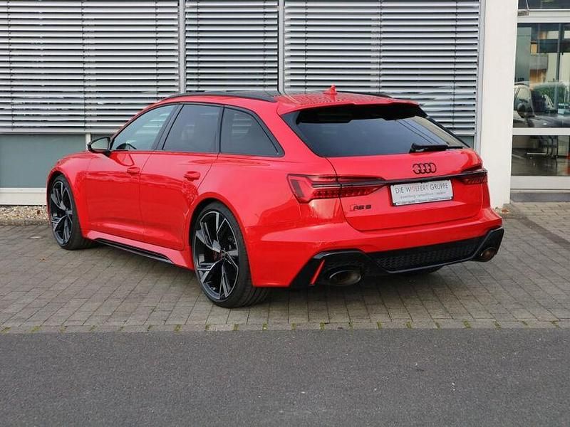Gebraucht Audi RS6 Ambiente 600 PS (441 kW) 2022 Rot Kombi