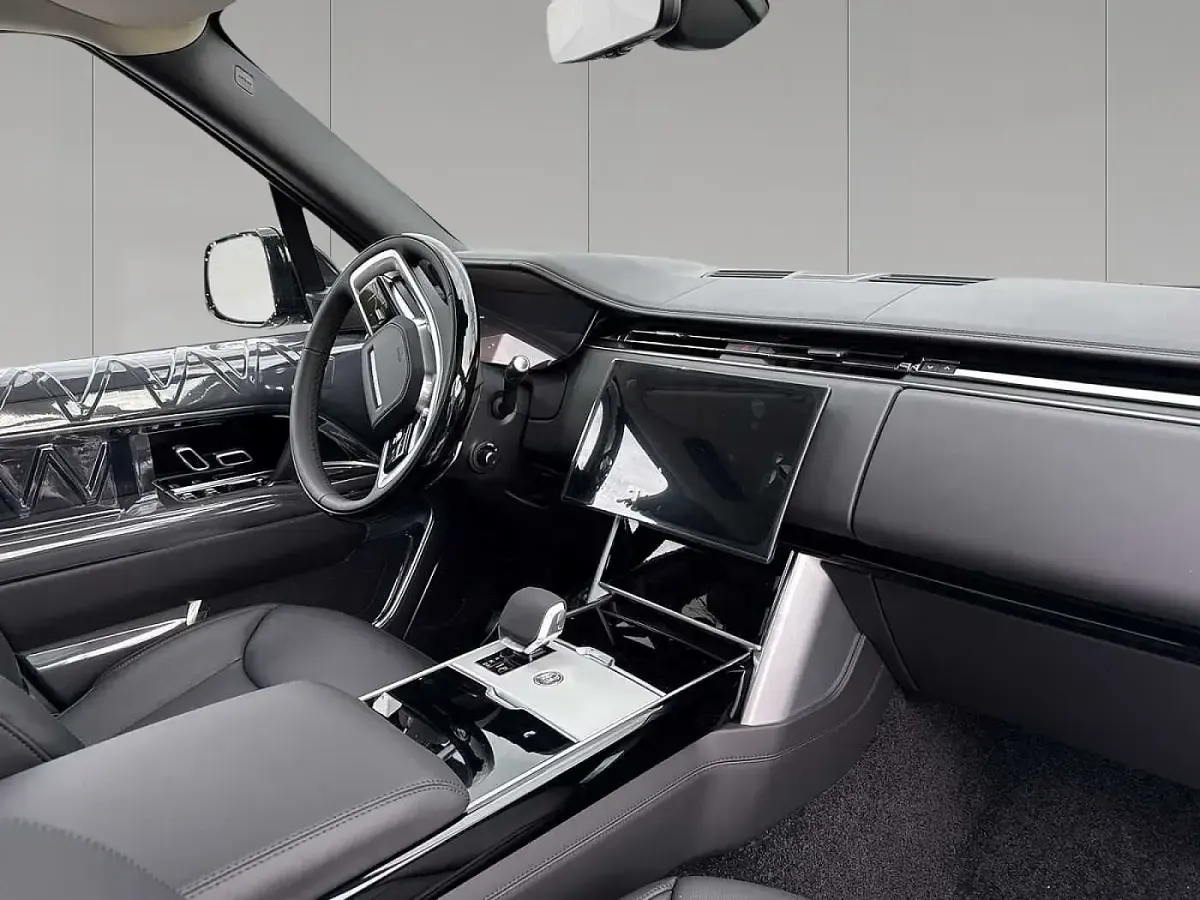 Gebraucht Land Rover Range Rover Autobiography 558 PS (410 kW) 2026 Santorini black SUV