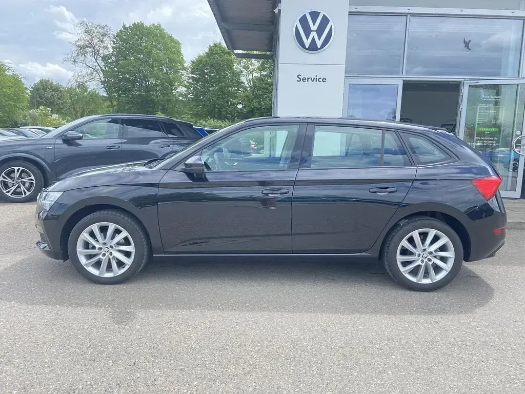 Gebraucht Skoda Scala Style 110 PS (80 kW) 2023 Black magic perleffekt Kleinwagen