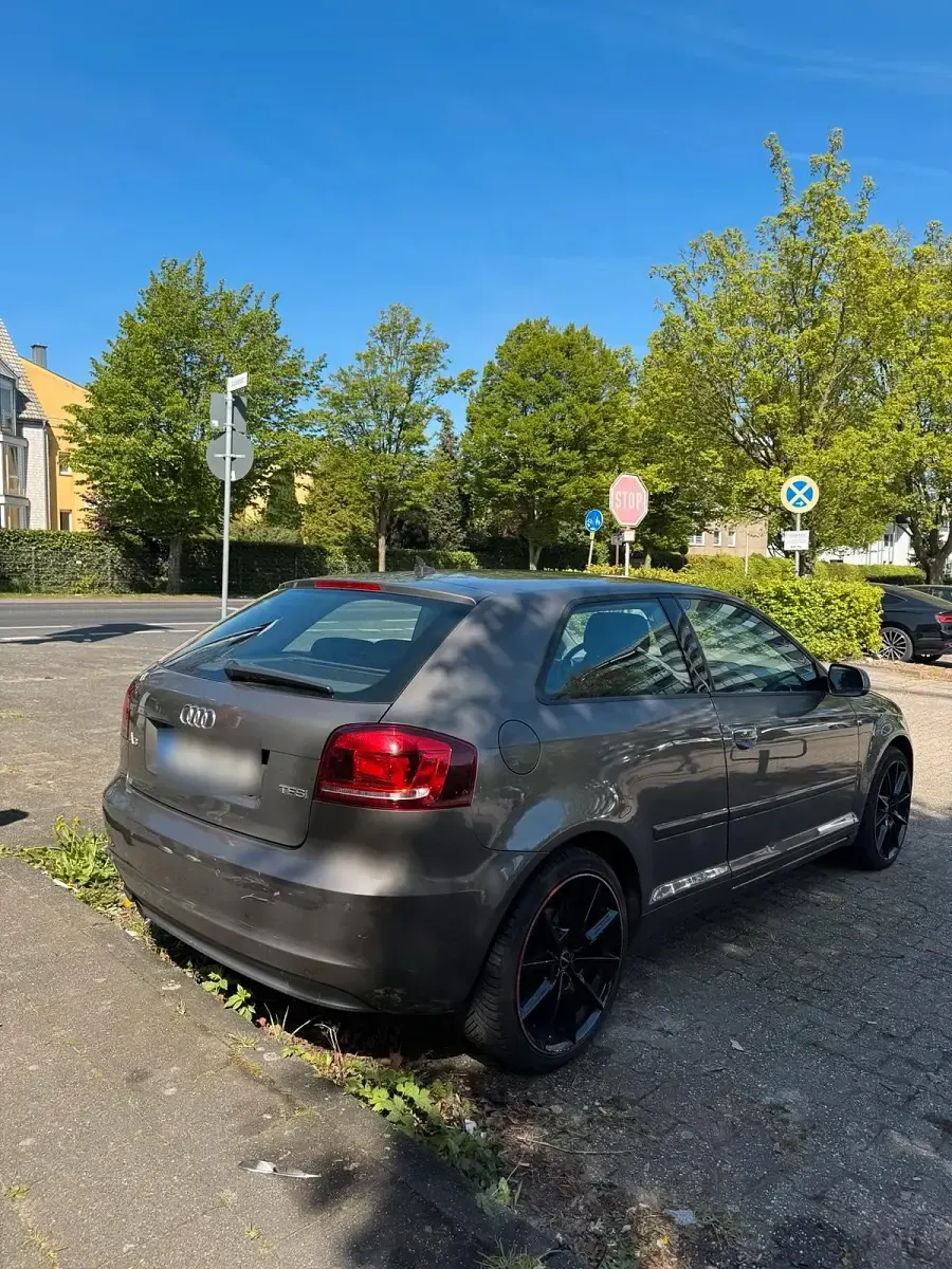 Gebraucht Audi A3 125 PS (91 kW) 2012 Braun Kleinwagen