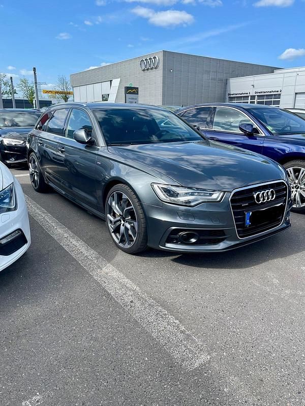Grau Gebraucht 2013 Audi A6 S-Line Kombi | 23.000 € - Bild 1/4