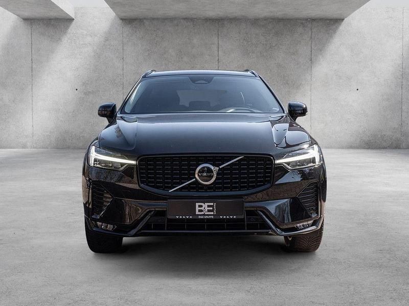 Gebraucht Volvo XC60 Plus 197 PS (144 kW) 2023 Schwarz SUV