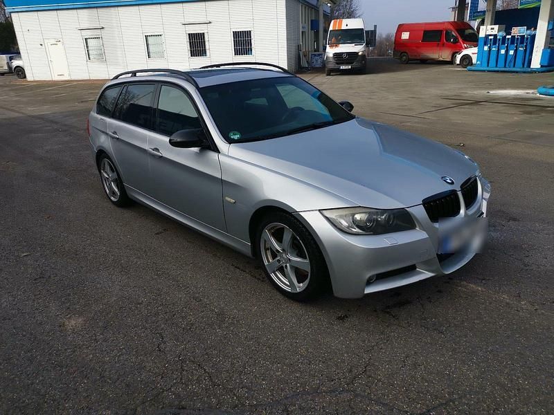 Silber Gebraucht 2006 BMW 330 M Sport Kombi | 4.500 € (Superpreis) - Bild 1/4