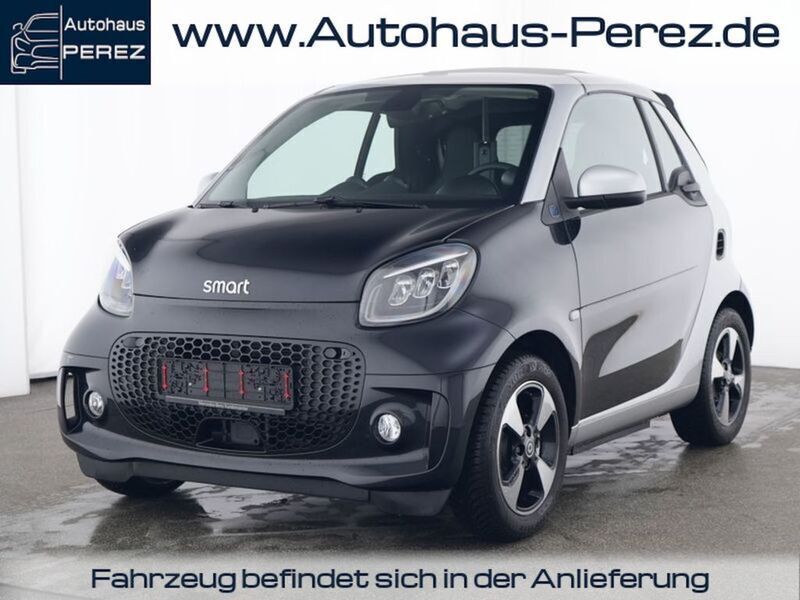 Schwarz Gebraucht 2024 Smart ForTwo Electric Drive Exclusive Cabrio | 18.200 € (Fairer Preis) - Bild 1/4