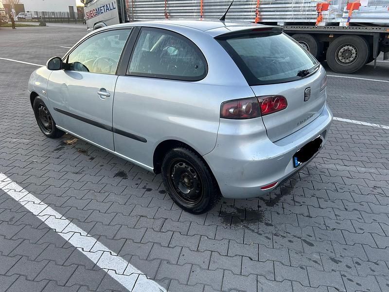 Gebraucht Seat Ibiza 80 PS (58 kW) 2007 Silber Kleinwagen