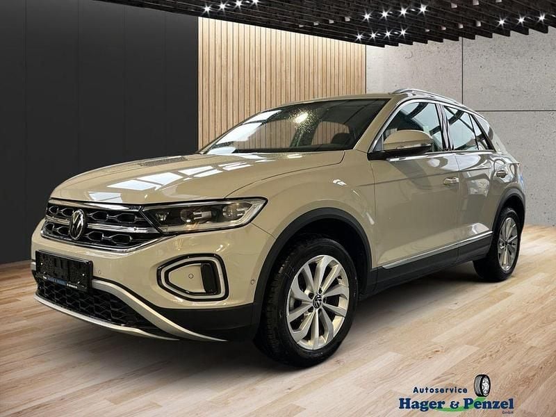 Grau Gebraucht 2024 VW T-Roc Style SUV | 29.690 € (Fairer Preis) - Bild 1/4