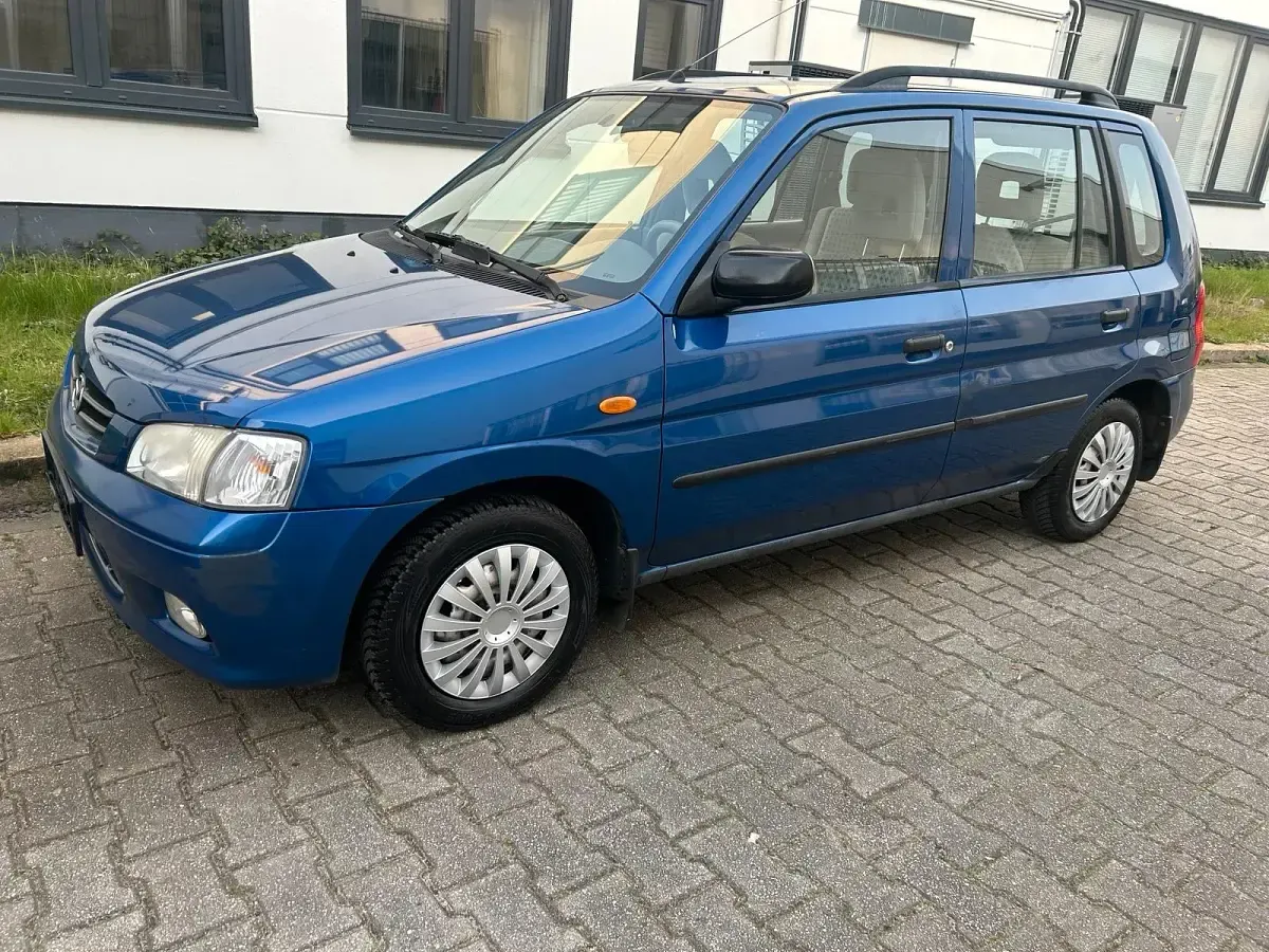Gebraucht Mazda Demio 80 PS (58 kW) 2001 Blau Kleinwagen