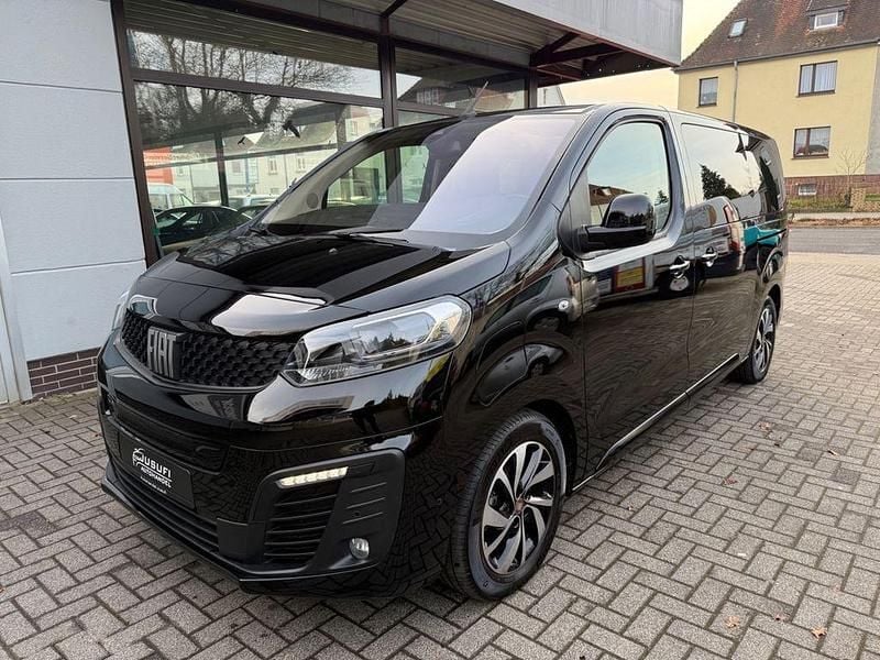 Schwarz Gebraucht 2022 Fiat E-Ulysse Lounge Van / Kleinbus | 34.500 € (Superpreis) - Bild 1/4