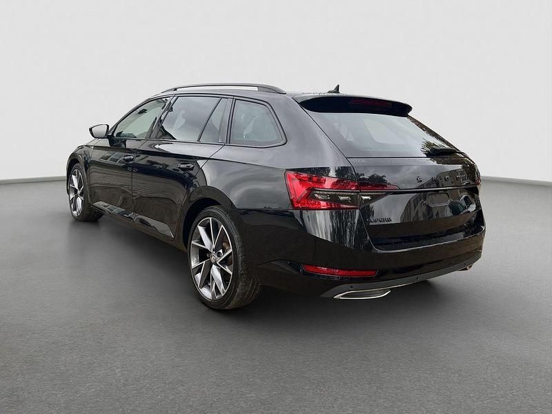 Gebraucht Skoda Superb SportLine 218 PS (160 kW) 2021 Schwarzmagic perleffekt Kombi