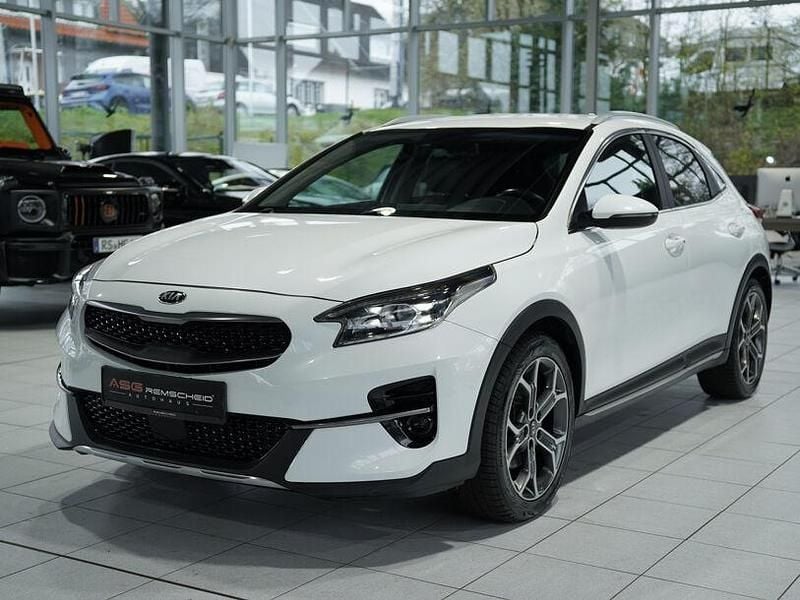 Gebraucht Kia XCeed Vision 141 PS (103 kW) 2020 Weiß SUV