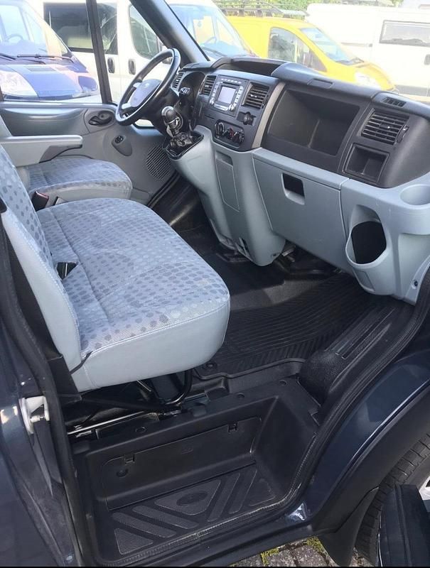 Gebraucht Ford Transit 125 PS (91 kW) 2013 Schwarz Van / Kleinbus