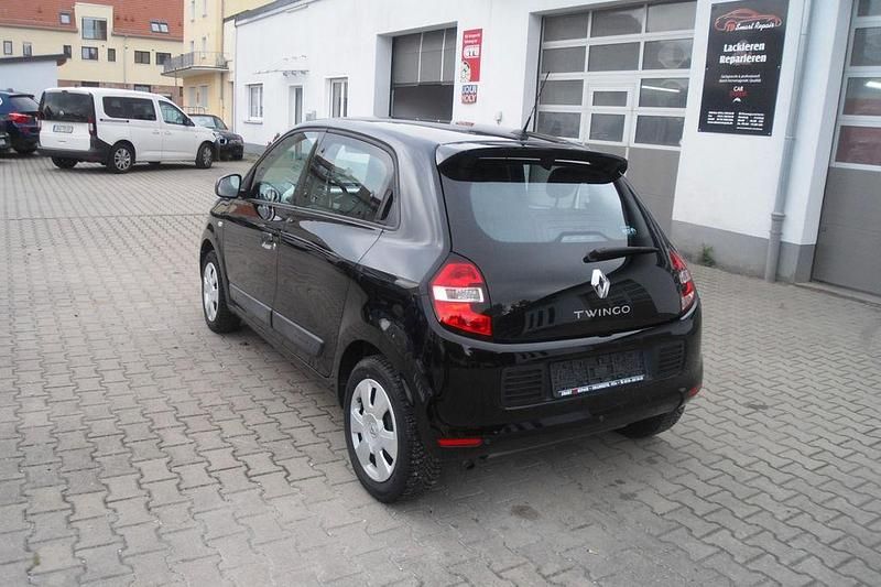 Gebraucht Renault Twingo Experience 69 PS (50 kW) 2016 Schwarz Kleinwagen